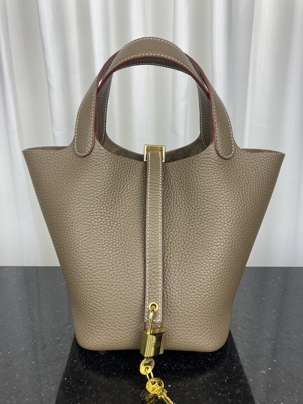 Hermes Handbags 150